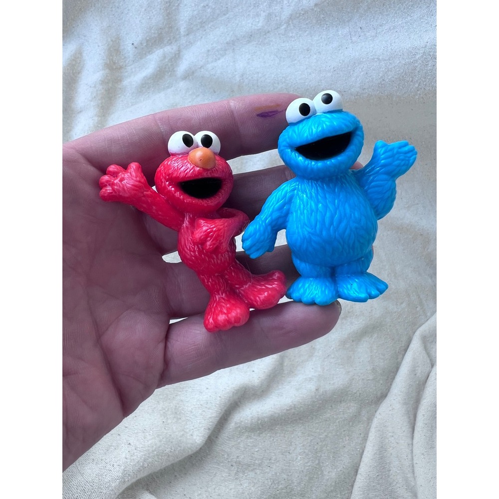Kidcore Unisex Sesame Street Elmo Cookie Monster Figures OS Red Blue